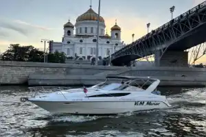 Речная прогулка на катере по центру Москвы Речная прогулка на катере по центру Москвы