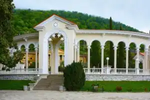 По главным местам Абхазии в мини-группе - 6