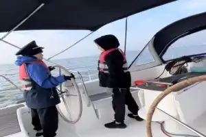 Морская прогулка на яхте под парусом - 13