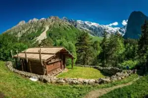 Сердце Осетии: поездка через 5 хребтов Кавказа