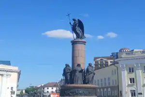 Брест в свете фонарей - 9