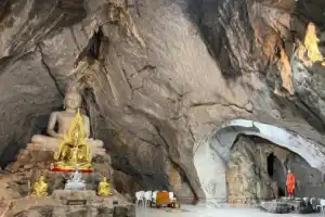 Реальный Таиланд: экскурсия по местам поклонения и силы — из Бангкока - 7