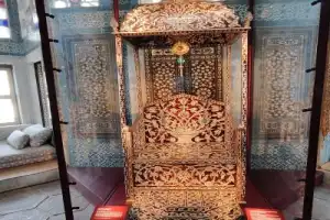 Экскурсия с профессиональным гидом во дворец Топкапы (с посещением гарема) - 22