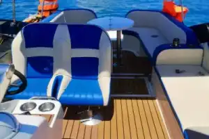 Прогулка на яхте Velvette 29 в Адлере - 5