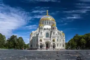 Из Петербурга в Кронштадт: поездка с краеведом в город-крепость - 2