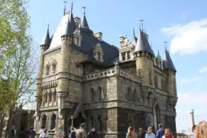 Удивительное рядом: замок Гарибальди в Самарской области - 4