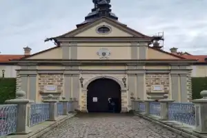 Трансфер из Минска — в замки Несвиж и Мир - 10