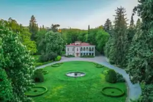 Групповая поездка в Кахетию: Бодбе, Сигнахи и Цинандали - 8