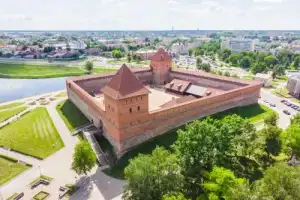 Город в тени замка Гедимина - 4