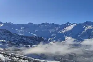 Осетинские выходные: уютный Владикавказ и впечатляющие ущелья - 12