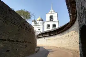 Первое знакомство с Псковским кремлём - 9