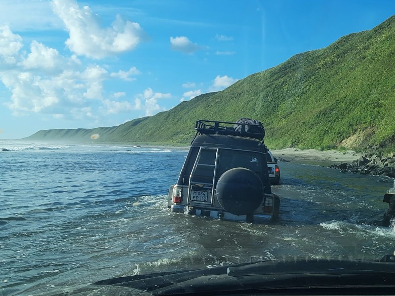 Розенталь русский язык 10-11 класс учебник. На рыбачий на легковой машине. Путешествие по кольскому полуострову. Мурманск муста тунтури. Мурманск полуостров рыбачий.