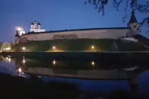 Псковский Кремль снаружи и изнутри - 6
