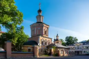 Ивановская горка: старинные дома, дворы и модные кафе - 6