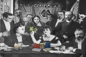 Зарождение русского «Таро»: гадалки и их противники Зарождение русского «Таро»: гадалки и их противники