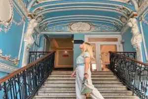 Петербург изнутри: дворы, парадные и судьбы