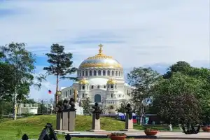 Город-крепость, город-порт: в Кронштадт на метеоре - 2