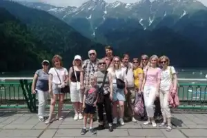 Абхазские выходные с традиционным застольем: 5 городов и природа