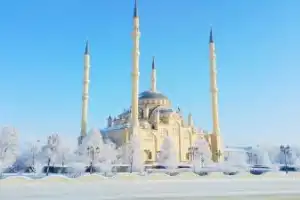 Впечатляющая Чечня в мини-группе: горы, озёра, современные мечети и средневековые башни - 9