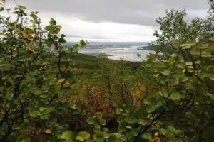 Вечерний нетуристический Мурманск: хайкинг в группе на гору Горелая - 10