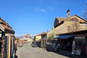 Две Кахетии за 1 день: пещерный монастырь Давид-Гареджи, пустыня и город Сигнаги - 14