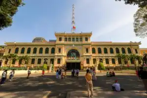 Пешком по центру Хошимина Пешком по центру Хошимина