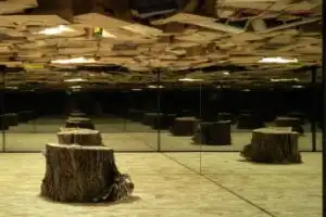 В гости к художнику: прогулка по личной галерее и закулисью музея теней - 3