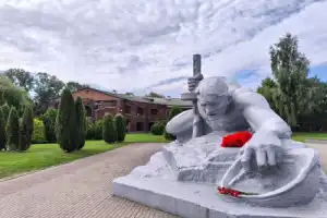 Вечерняя экскурсия по Бресту + посещение Брестской крепости - 2