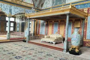 Экскурсия с профессиональным гидом во дворец Топкапы (с посещением гарема) - 54