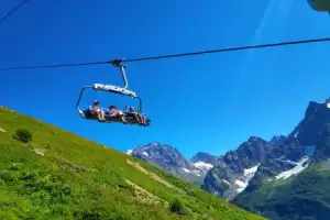 Из Кисловодска — к красотам Домбая