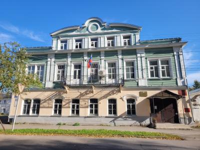 Вдоль по Гостинодворской улице - 12