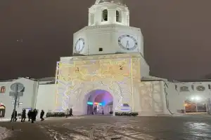 Древний кремль в праздничные дни и не только - 2