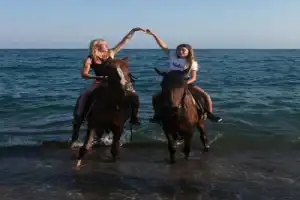 Верхом по лесу и побережью Антальи