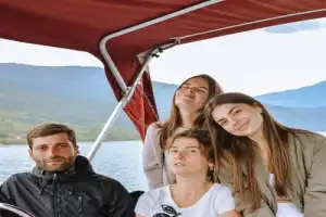 Старый Тбилиси: пешая экскурсия, прогулка на катере и грузинское вино - 9