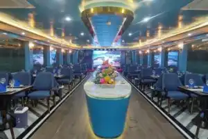 Пещера, острова и скалы: однодневный круиз из Ханоя - 10