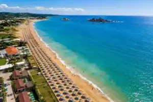 Пляжный день в Шиле: море, солнце и отдых Пляжный день в Шиле: море, солнце и отдых