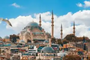 Два сердца Турции: контрасты Стамбула и магия Каппадокии