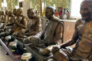 Реальный Таиланд: экскурсия по местам поклонения и силы — из Бангкока - 16