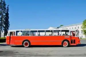 Обзорная экскурсия по Ярославлю на ретроавтобусе - 5