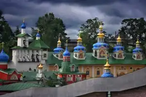 Печоры и Изборск на комфортабельном авто! - 4