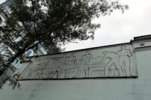 Элементы СССР на улицах Смоленска