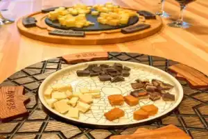 Замок Шаакен,крафтовая сыроварня, пивоварня Нессельбек и Зеленоградск пешком