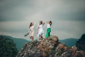 По Северной Осетии с фотографом: три ущелья, лавочка счастья и Мидаграбинское озеро - 23