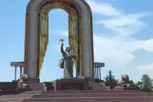 По Душанбе на автомобиле — парки, дворцы, колорит - 3