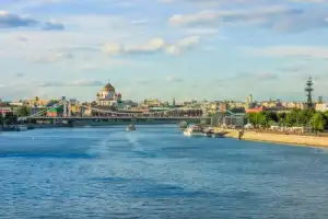 Речная прогулка от Воробьёвых гор до парка «Зарядье»