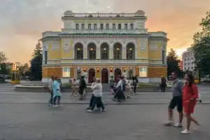Дворянский Нижний: честь, любовь и семейные тайны аристократии - 10