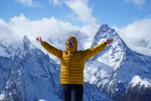 По тропам Домбая без рюкзаков: треккинг-тур с проживанием в гостинице По тропам Домбая без рюкзаков: треккинг-тур с проживанием в гостинице