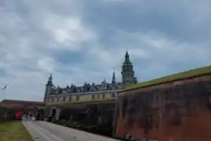 С приездом в Эльсинор вас, господа! - 8