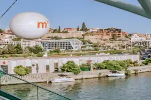 Старый Тбилиси: пешая экскурсия, прогулка на катере и грузинское вино - 3