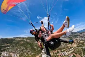 Параглайдинг: полёт на параплане над Аланьей Параглайдинг: полёт на параплане над Аланьей